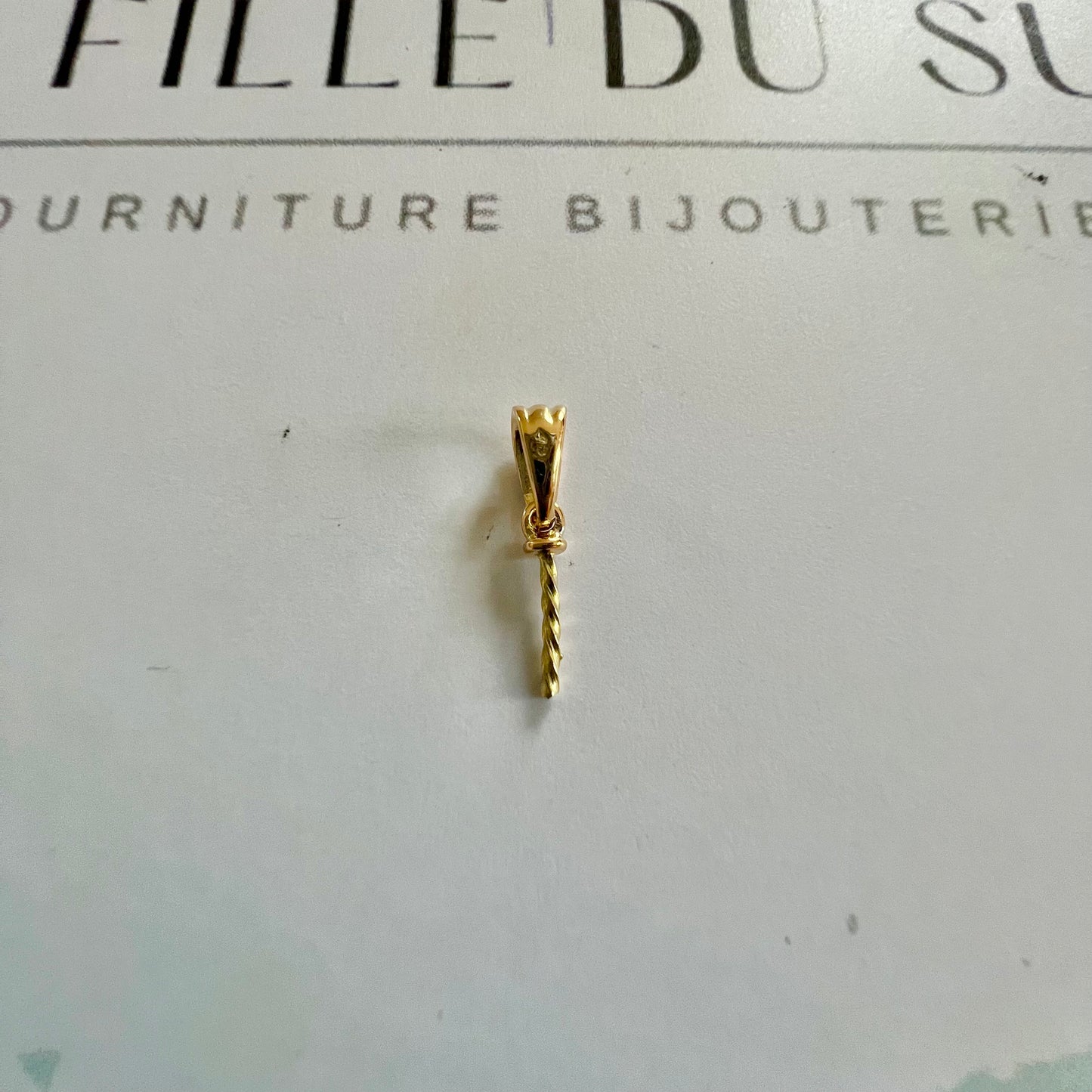 18-carat movable ribbed gold bail for pearls from 6 to 12 mm in diameter, 18k 750 yellow gold