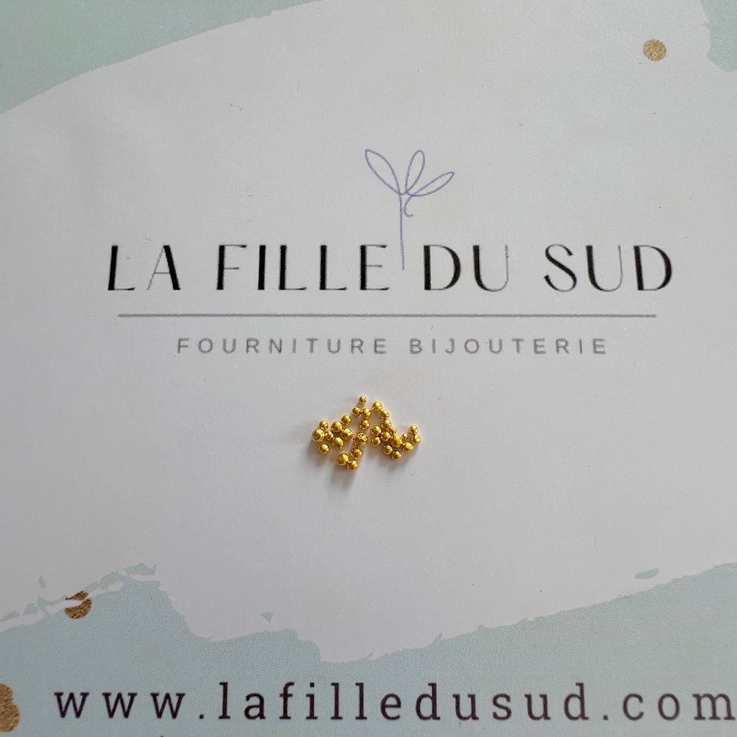 Grenaille d'or jaune 24k pour la création de bijoux par La Fille du Sud