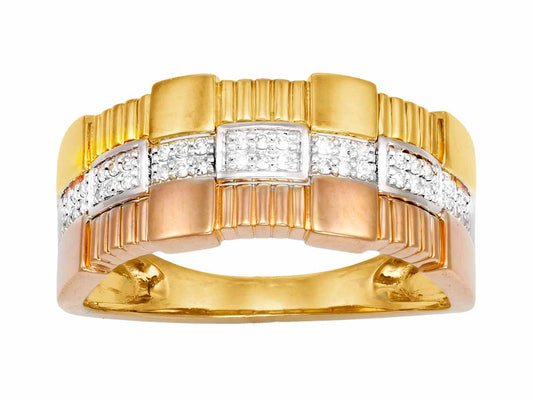 Bague large 3 ors 18 carats pour femme avec 3 rangs entrelacés en or jaune, or rouge et or gris pavé de diamants.