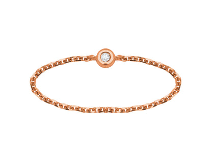 Bague fine chaîne en or rose 18 carats avec un diamant solitaire brillant.