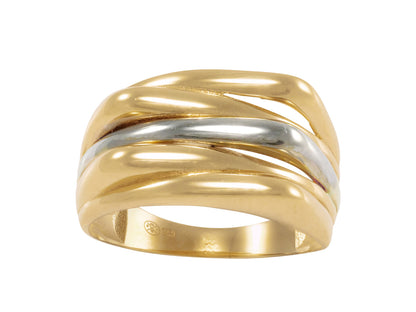 Grosse bague large carrée bombée de type jonc en or bicolore 18 carats avec 5 anneaux entrelacés sur fond blanc.