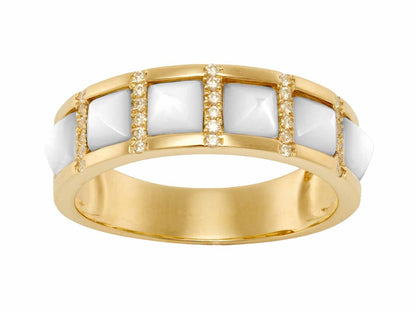 Bague de style Art Déco en or jaune 18 carats ornée de nacre blanche taillée en motif clou et de lignes de diamants.