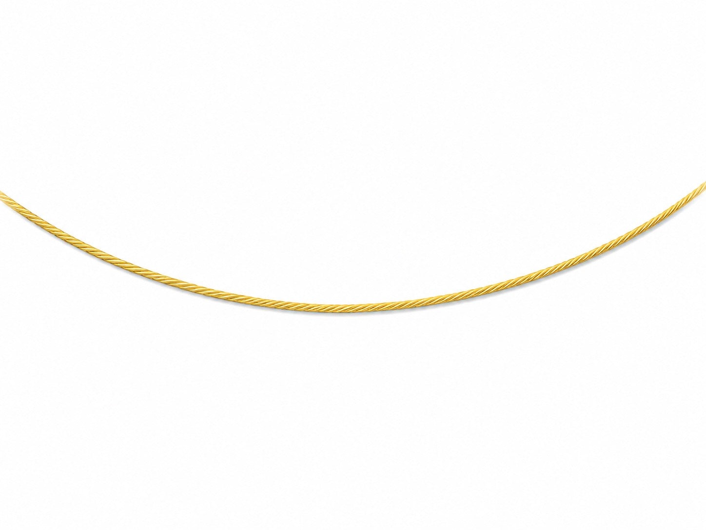 Collier câble rigide en or jaune 18 carats massif, fil plein de 1,4 mm de large avec fermoir mousqueton.