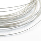Fil rond en or blanc 18 carats non rhodié (or gris), diamètre 0,50 mm pour la création de bijoux.
