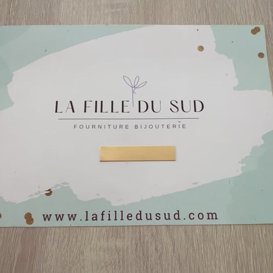 Vidéo d'une plaque d'or jaune 18 carats recuit de 0,30 mm.